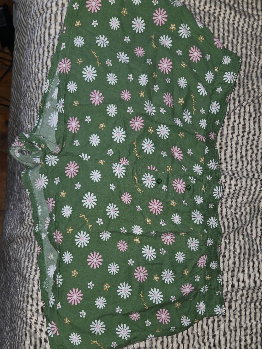 Victoria's Secret Green Daisy-Print Shorts with Pink & White Flowers
